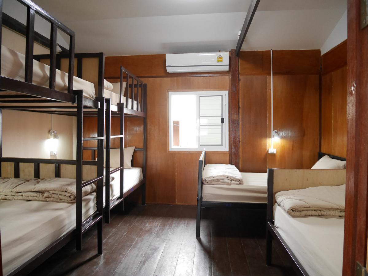At Pier Hostel Lanta Ko Lanta Eksteriør bilde